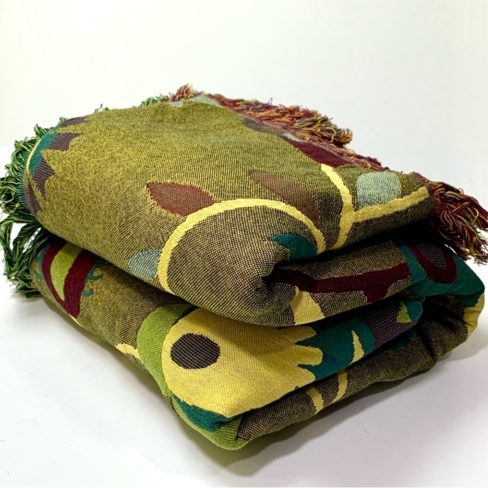 Floral Patterned Throw Blanket with Fringe